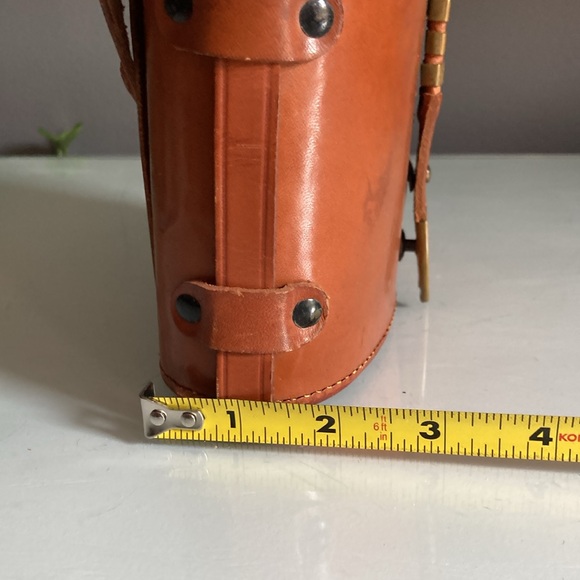 Vintage Structured Leather Bag - Picture 8 of 9